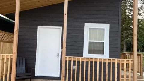 Cabin — image 1 of 5