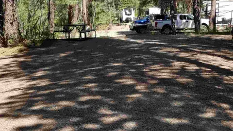 30 AMP - FHU - Back-In RV Site — image 4 of 4