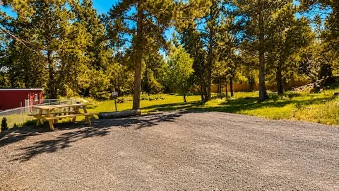 S10 – 30×35 Site (Up to 35 ft) — image 1 of 10