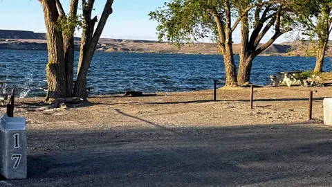 Standard Back-In Waterfront RV Site — image 2 of 7