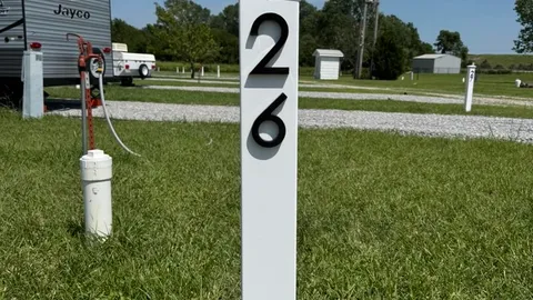 Rustic Row End Full Hookup RV Site — image 2 of 2