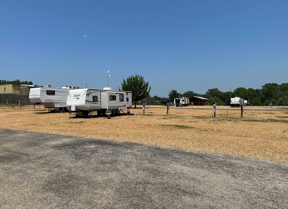 Frankston RV Resort - Photo 4