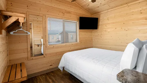 1 Bedroom Chalet — image 2 of 5