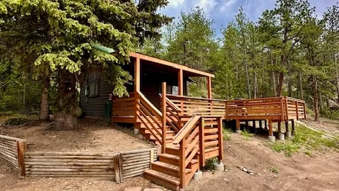 Rustic Range Lookout — image 1 of 6