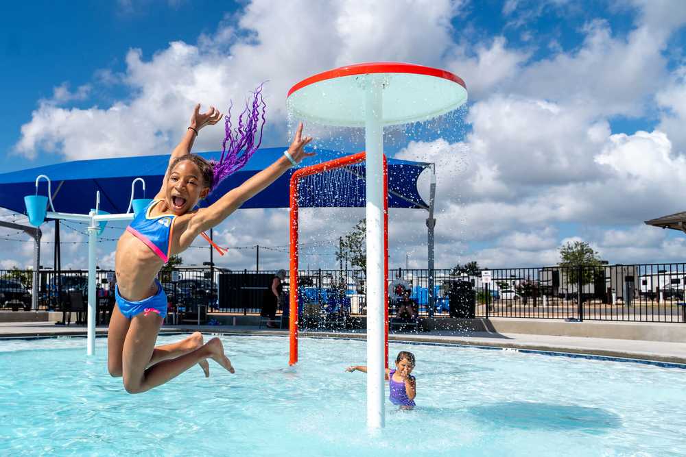 Jellystone Park Austin North - Georgetown, TX - Photo 5