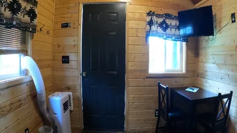 Cabin. Two Full/Two Twin — image 2 of 6