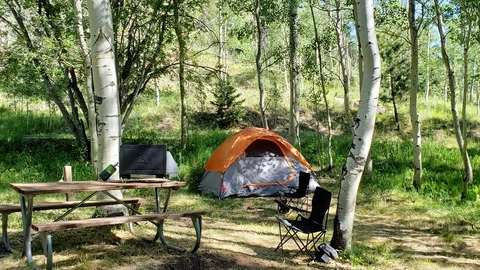 Tent — image 1 of 7