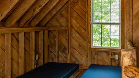 Yogi Bear™ Treehouse — image 2 of 11