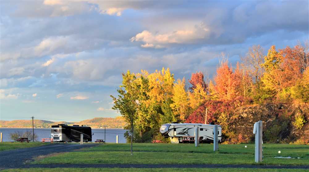 Apple Island Resort - Photo 2