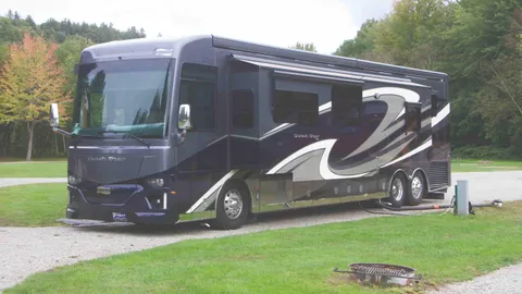 Premium Pull-Thru RV Site — image 2 of 5