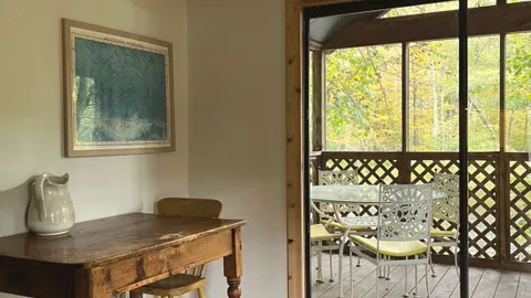 Riverside Village: One Bedroom Cabin, with Bunks (Riverview) — image 2 of 8