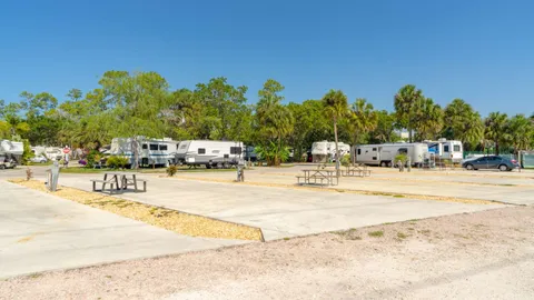 Elite Pull-Thu RV Site — image 2 of 3