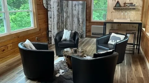 Lake House — image 13 of 13