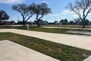 Wake and Lake RV Resort – photo 4