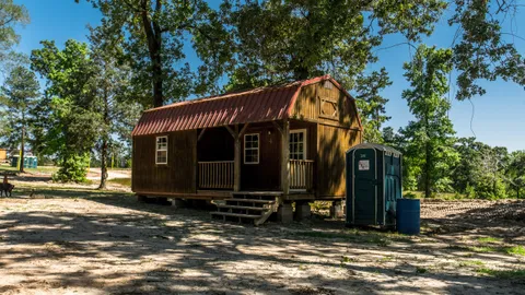 Cabin 4 - Large — image 2 of 9
