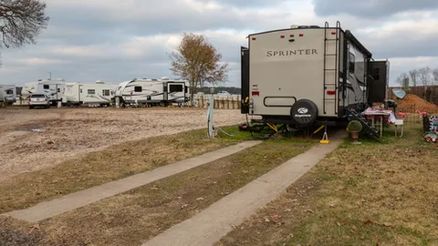 Economy RV Site — image 2 of 3