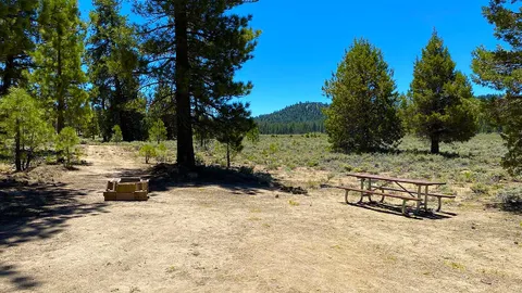 Meadow View Small — image 1 of 1
