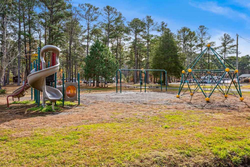 Camp Cardinal RV Resort, Hayes, Virginia - Photo 2