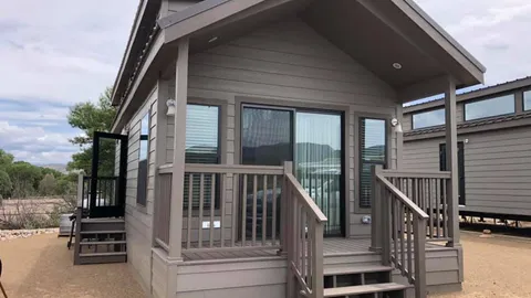 Cottage Cabin — image 1 of 19