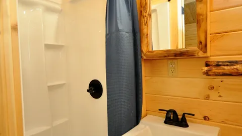 2 Bedroom Deluxe Cabin- Premium — image 2 of 9
