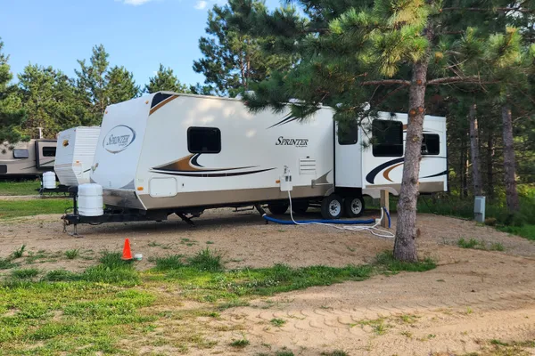 Daisy Lake RV Campground – photo 1