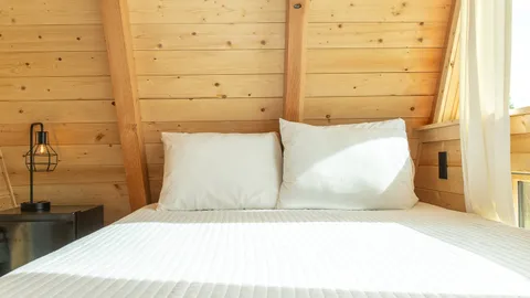 Bosque Cabin — image 6 of 6