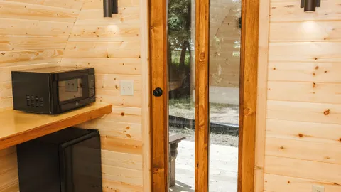 Rice Creek Glamping Pod — image 2 of 4