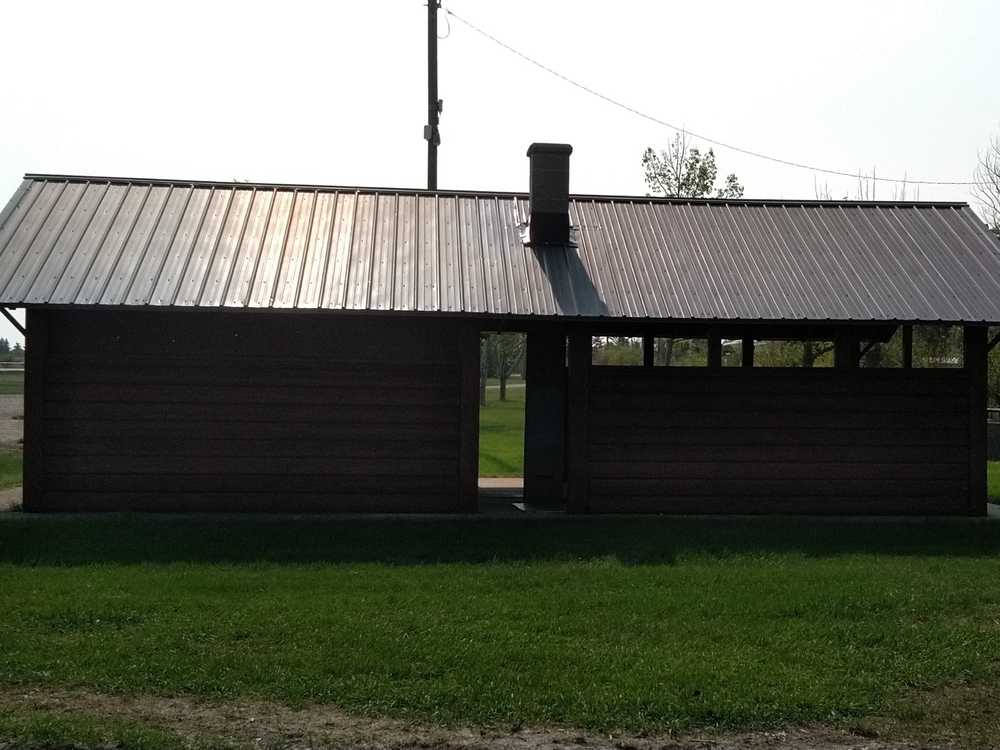 Village of Standard Campground, Standard, Alberta - Photo 5