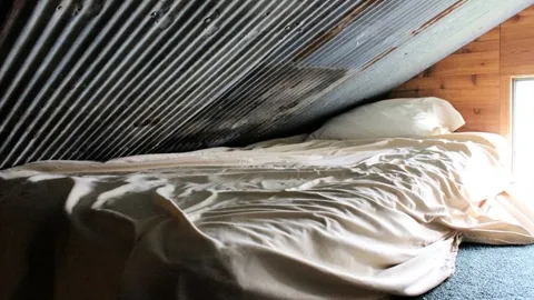 Sleeping Cabin with Loft (sleeps 5) — image 2 of 6