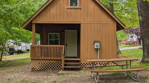 C01 Turkey Hut — image 1 of 15