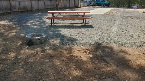 Full Hook-Up Spot — image 1 of 11