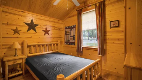 Two-Bedroom Log Cabin — image 2 of 9