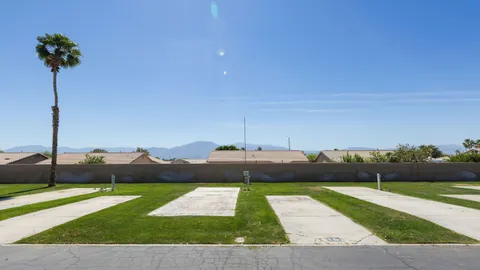 A Premium Grass RV Site — image 1 of 5