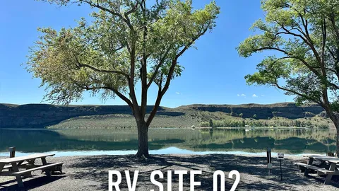 Lakeside RV Site (50 Amp & Water) — image 1 of 4