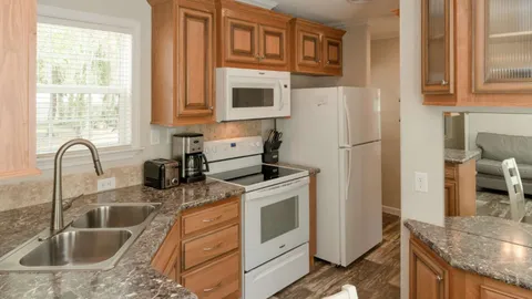 Standard Cottage Rental 2 Bedroom — image 11 of 11