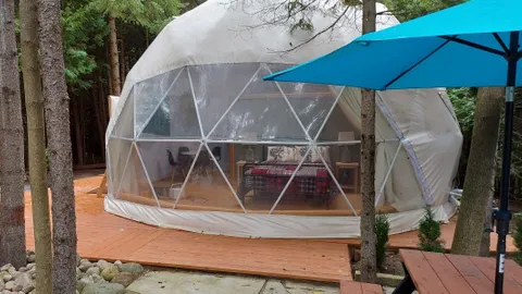 Dome 2 with hot tub and sauna — image 1 of 1