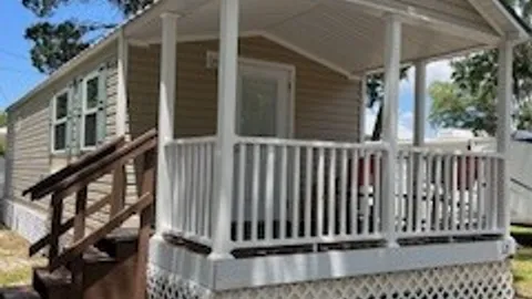 Cabin 12 - Queen Bed, Bunk Beds, & Futon — image 1 of 7