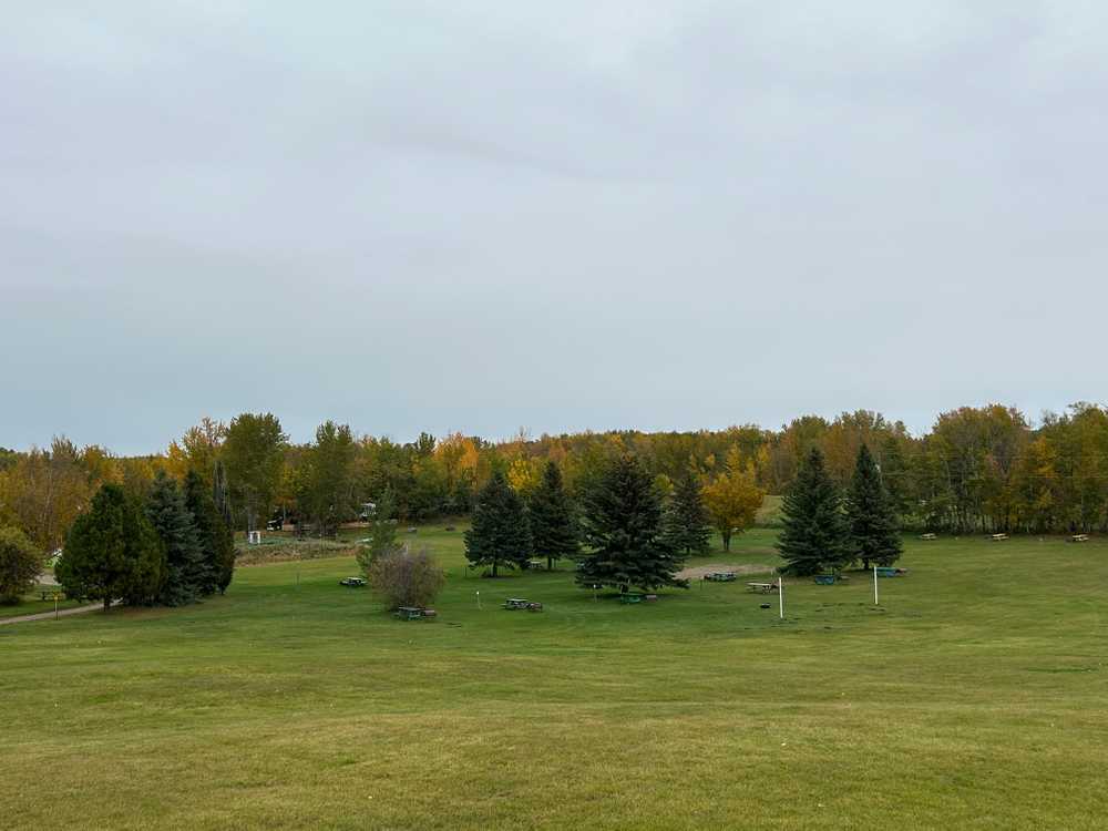 Mink Lake RV Park & Campground, Parkland County, Alberta - Photo 5