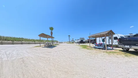 Beach - Pull Thru — image 2 of 6