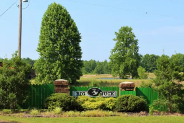 Big Buck Resort – photo 1