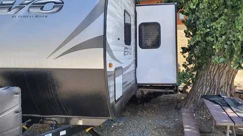 Back-in 30 Amp RV Site — image 2 of 6