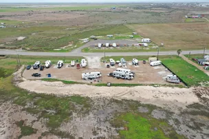 Magnolia Beach RV Park – photo 3