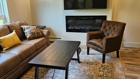 Extended Stay Suite 2 — image 2 of 7