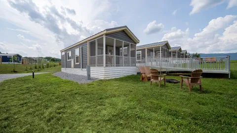 Scenic View Deluxe Cottages - 2 Bedroom — image 1 of 18