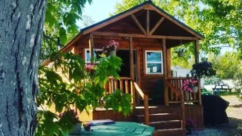 2 Bedroom Delux Cabin — image 1 of 5