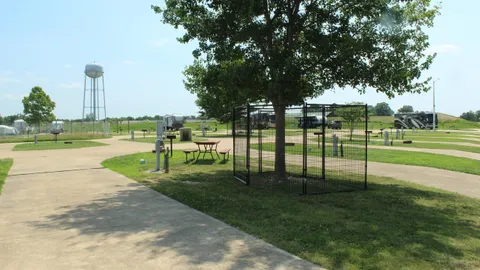 Doggie Den 30/50amp RV/Tent Site — image 2 of 4
