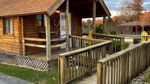 Basic Cabin — image 1 of 3