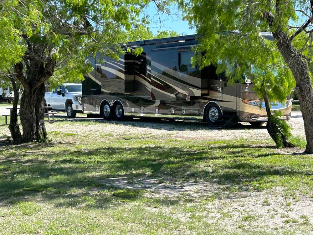 Big Mesquite RV Park, Three River, Texas - Photo 4
