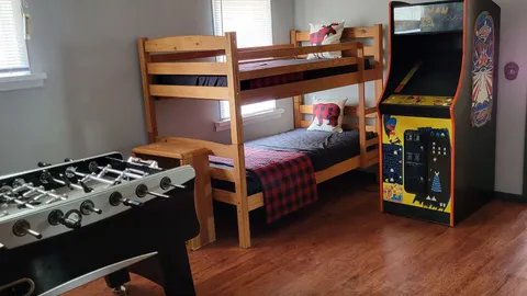 Deluxe Cabin — image 2 of 2