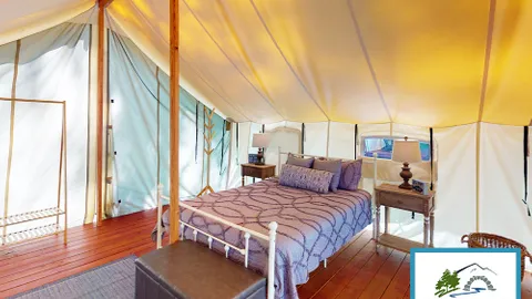 Lakeview Glamping — image 2 of 4